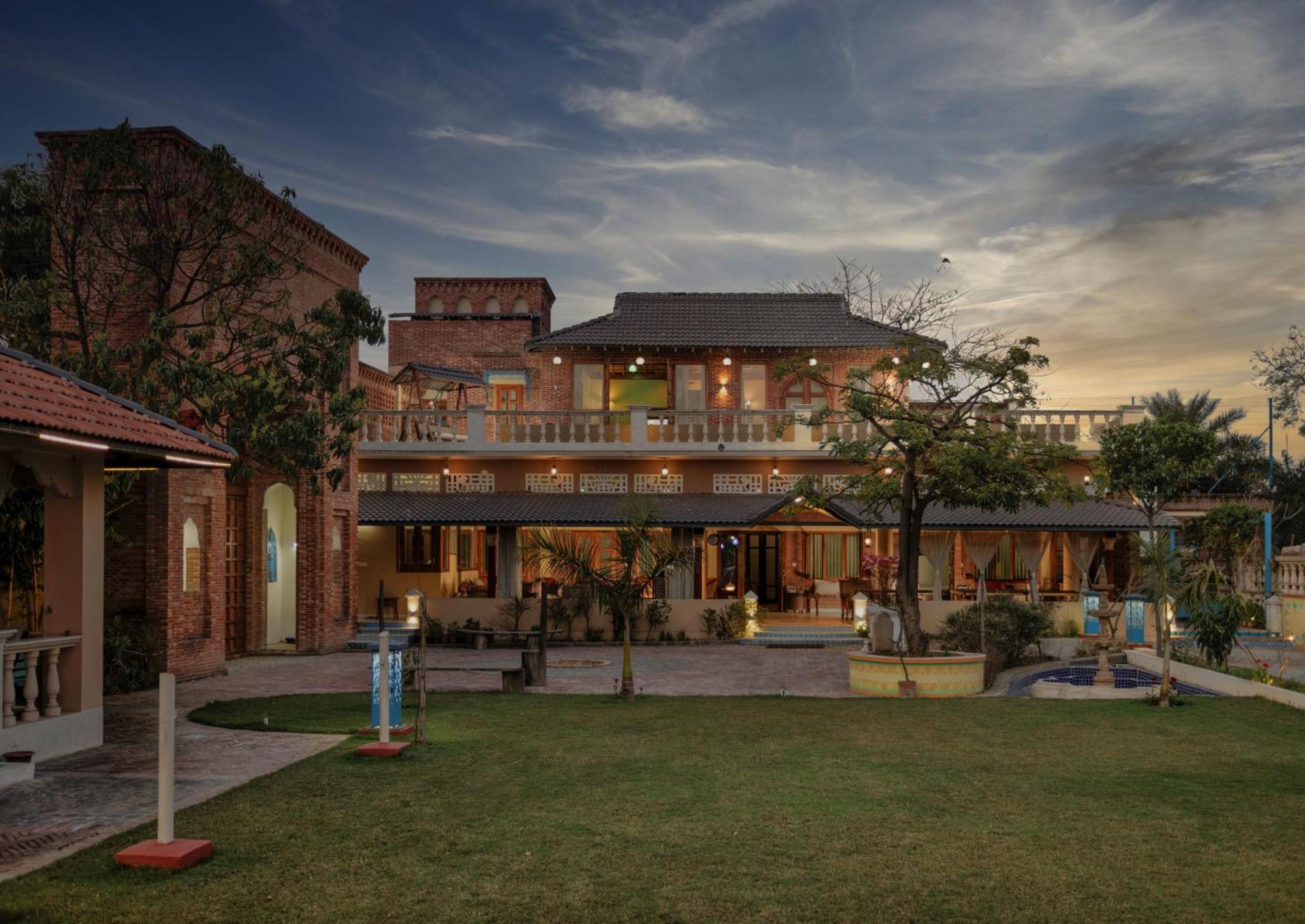 Namaste Dwaar - The Gateway To Rural India Hotell Khatauli Eksteriør bilde