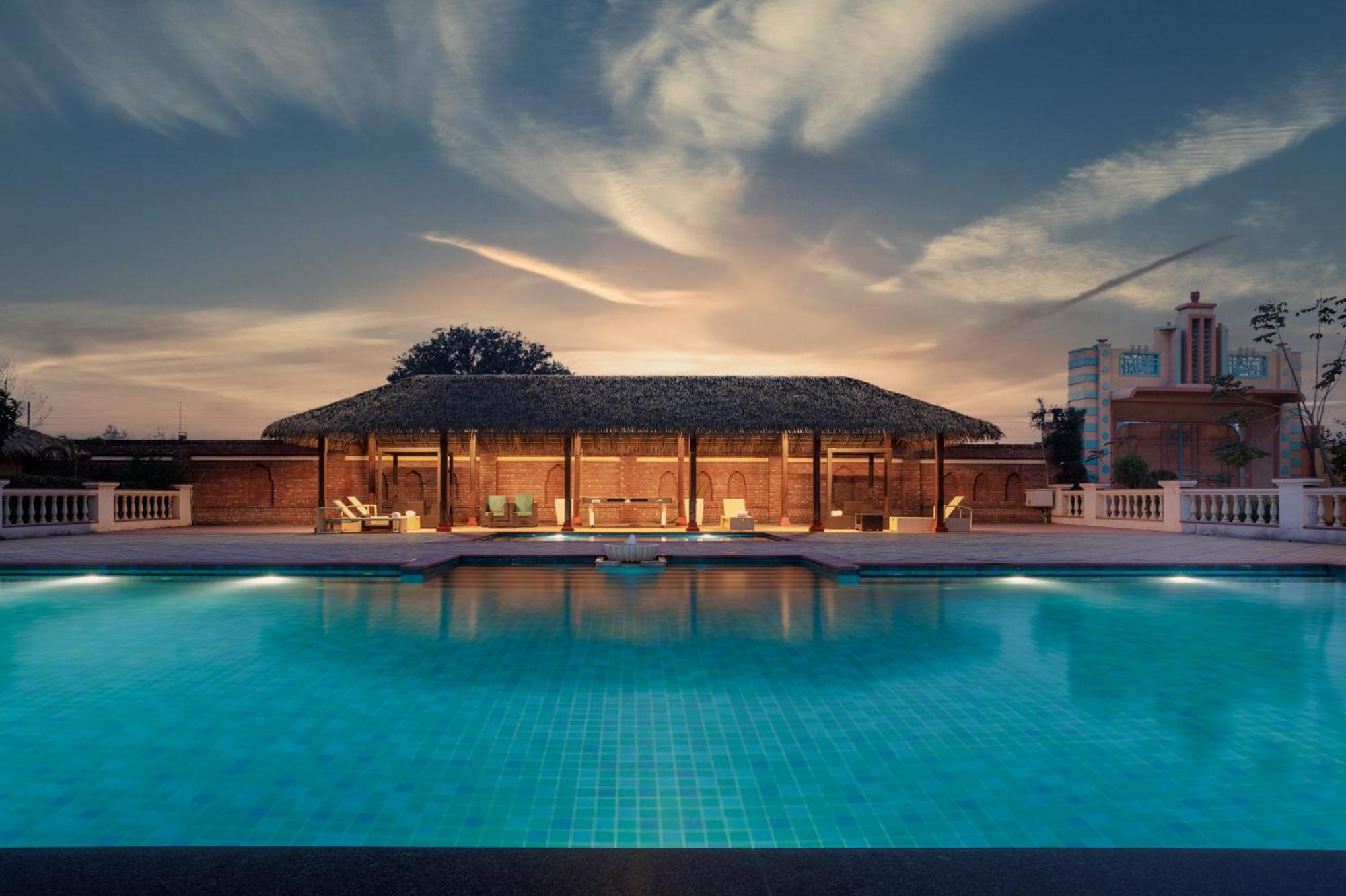 Namaste Dwaar - The Gateway To Rural India Hotell Khatauli Eksteriør bilde