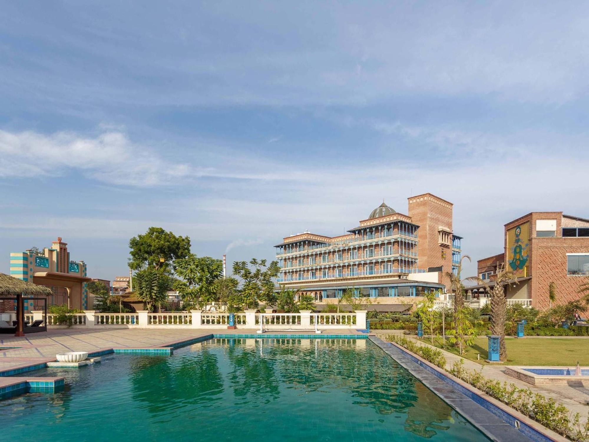 Namaste Dwaar - The Gateway To Rural India Hotell Khatauli Eksteriør bilde