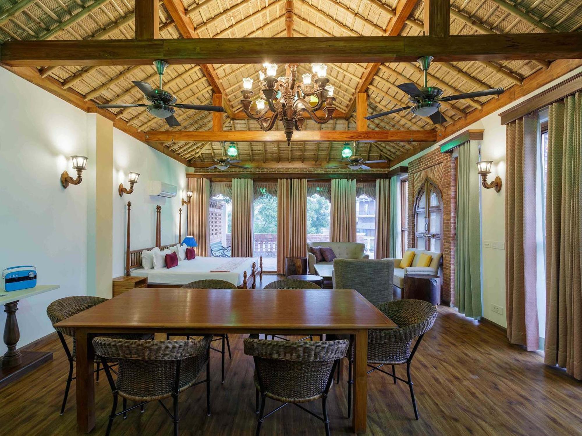 Namaste Dwaar - The Gateway To Rural India Hotell Khatauli Eksteriør bilde