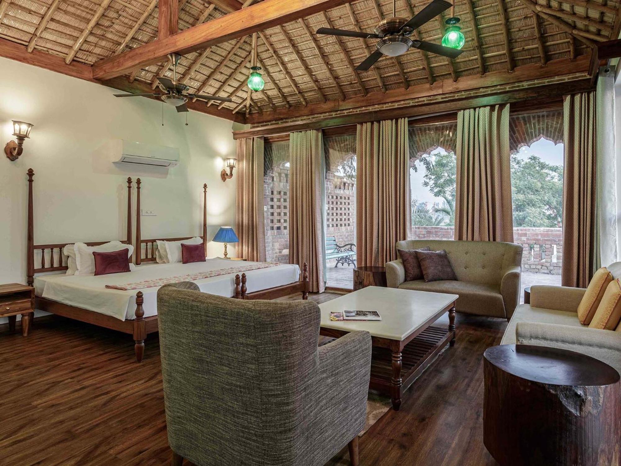 Namaste Dwaar - The Gateway To Rural India Hotell Khatauli Eksteriør bilde